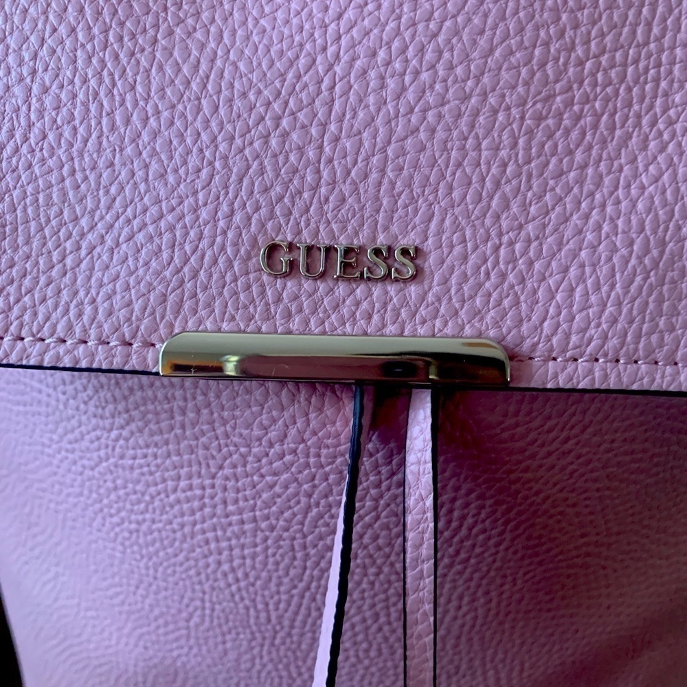 Guess ladies backpack - Picture 7 of 7